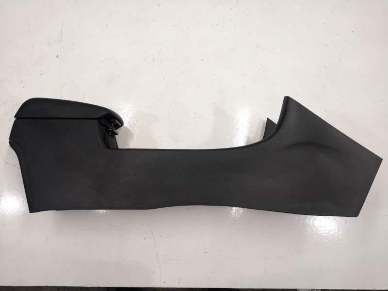 Центральная консоль с подлокотником, 3400 рублей, Красноярск