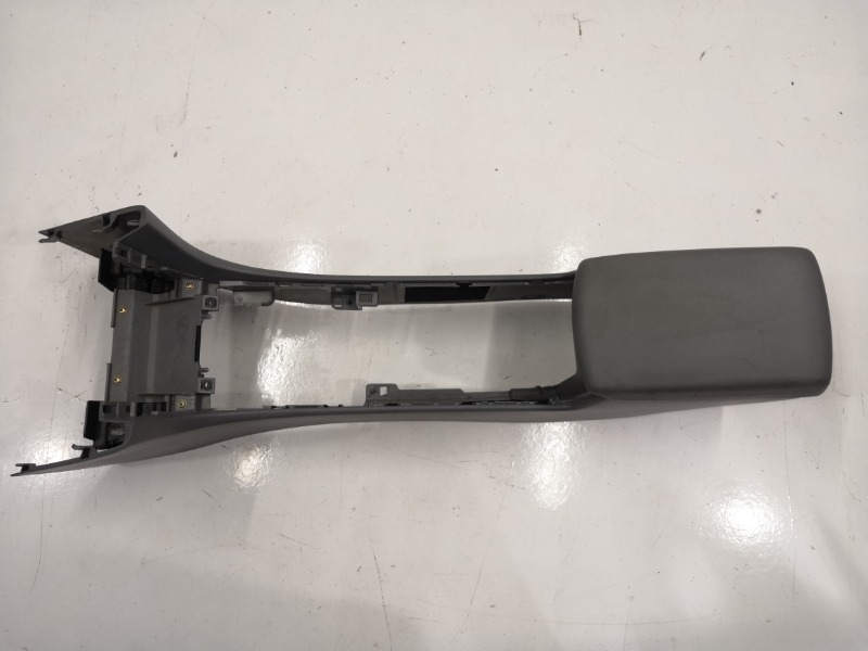 Центральная консоль с подлокотником, 3400 рублей, Красноярск