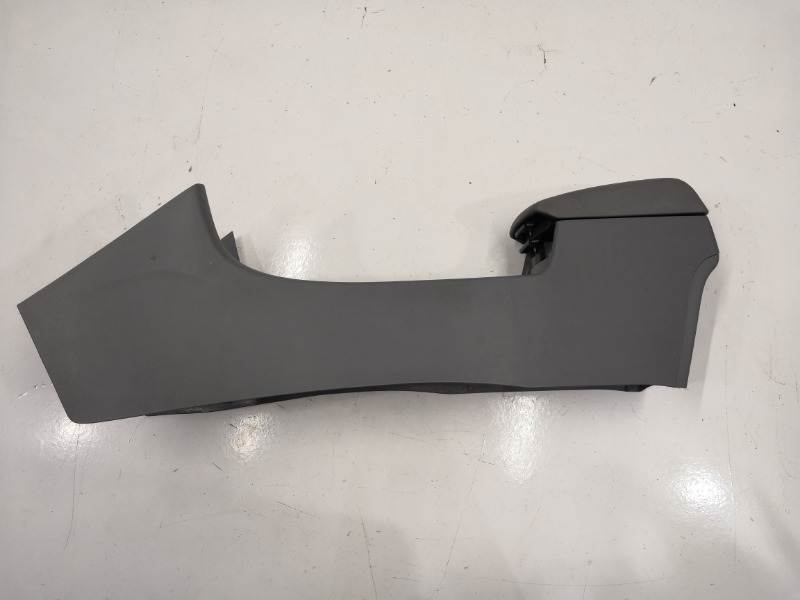 Центральная консоль с подлокотником, 3400 рублей, Красноярск