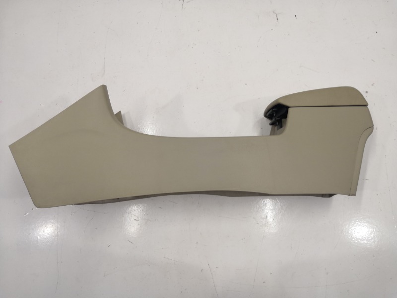 Центральная консоль с подлокотником, 2800 рублей, Красноярск