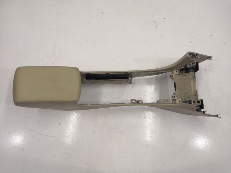 Центральная консоль с подлокотником, 2400 рублей, Красноярск