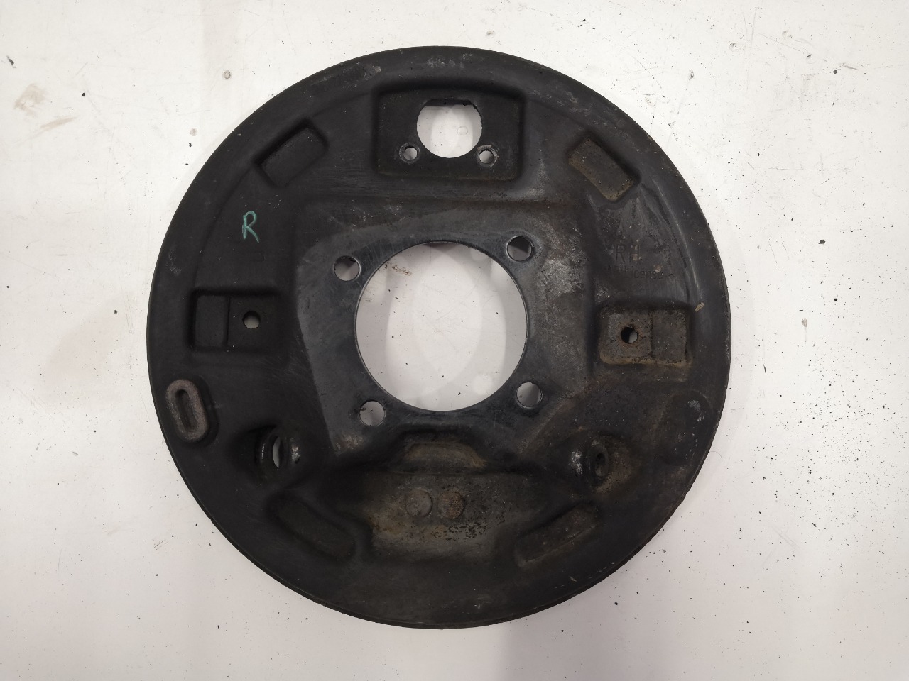 Задняя тормозная пластина, 600 рублей, Красноярск