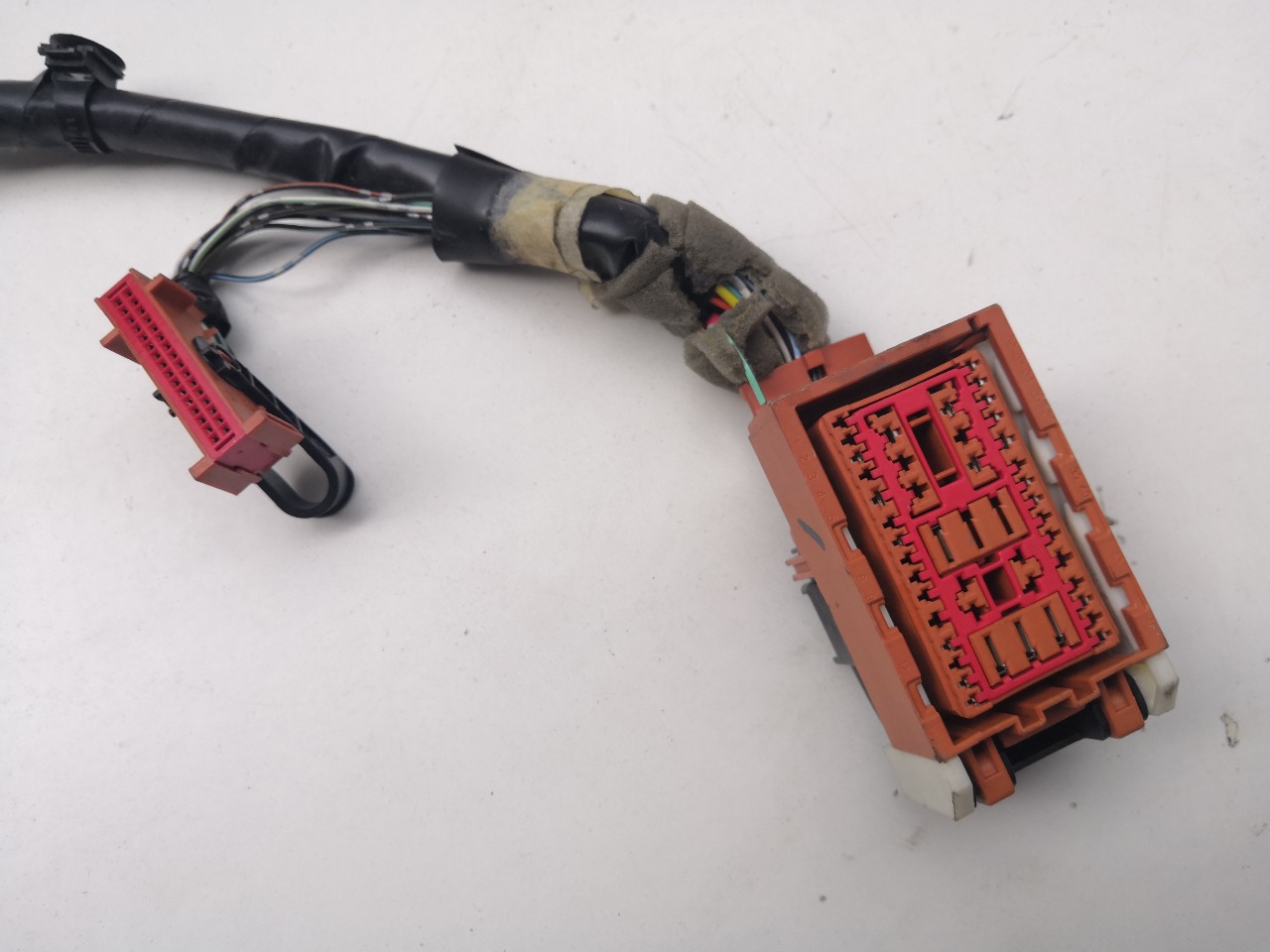 Разъем салонного блока предохранителя, 1000 рублей, Красноярск