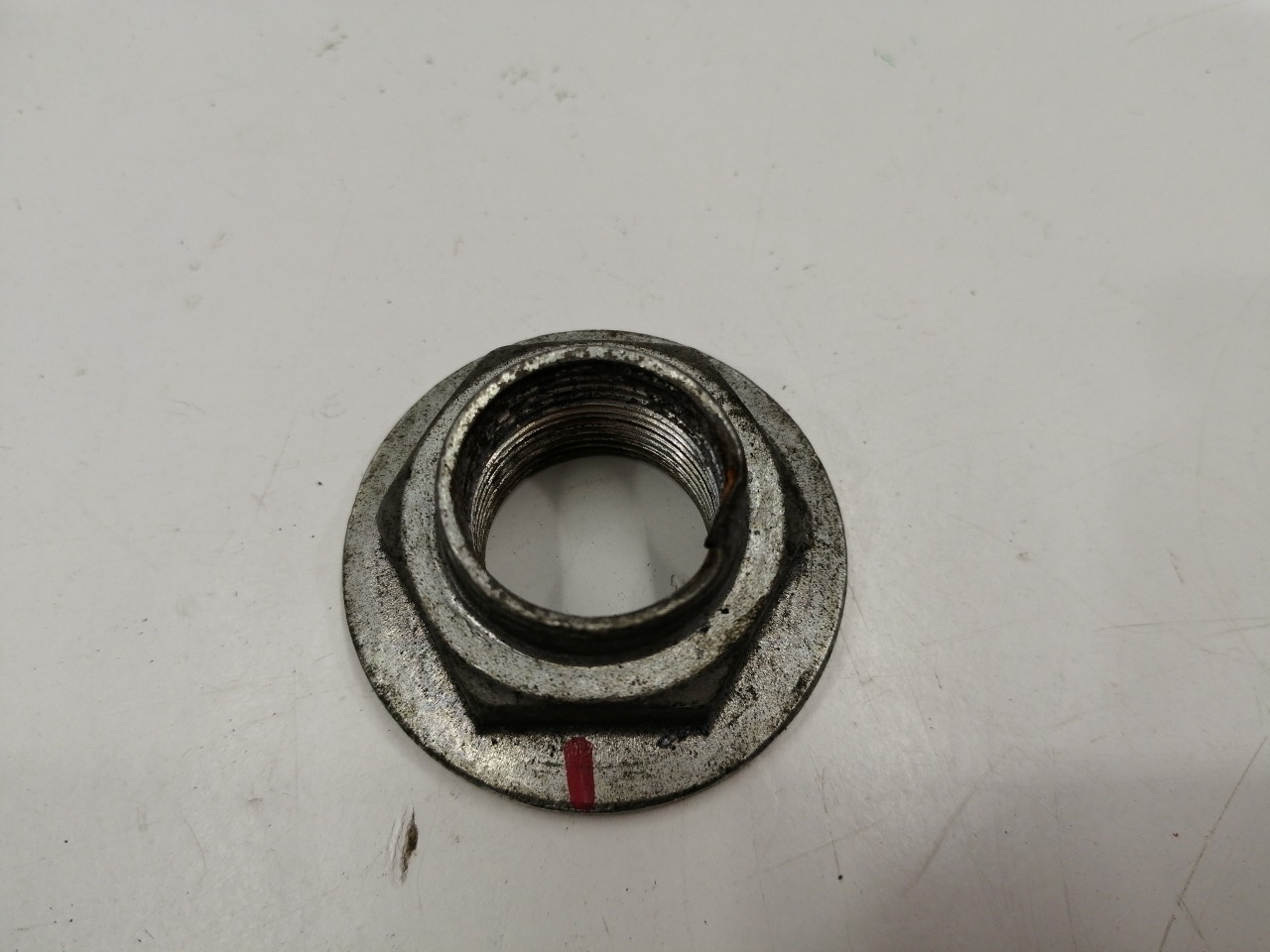 Гайка привода, 500 рублей, Красноярск