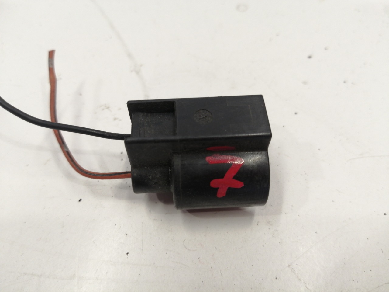 Разъем лампы, 600 рублей, Красноярск