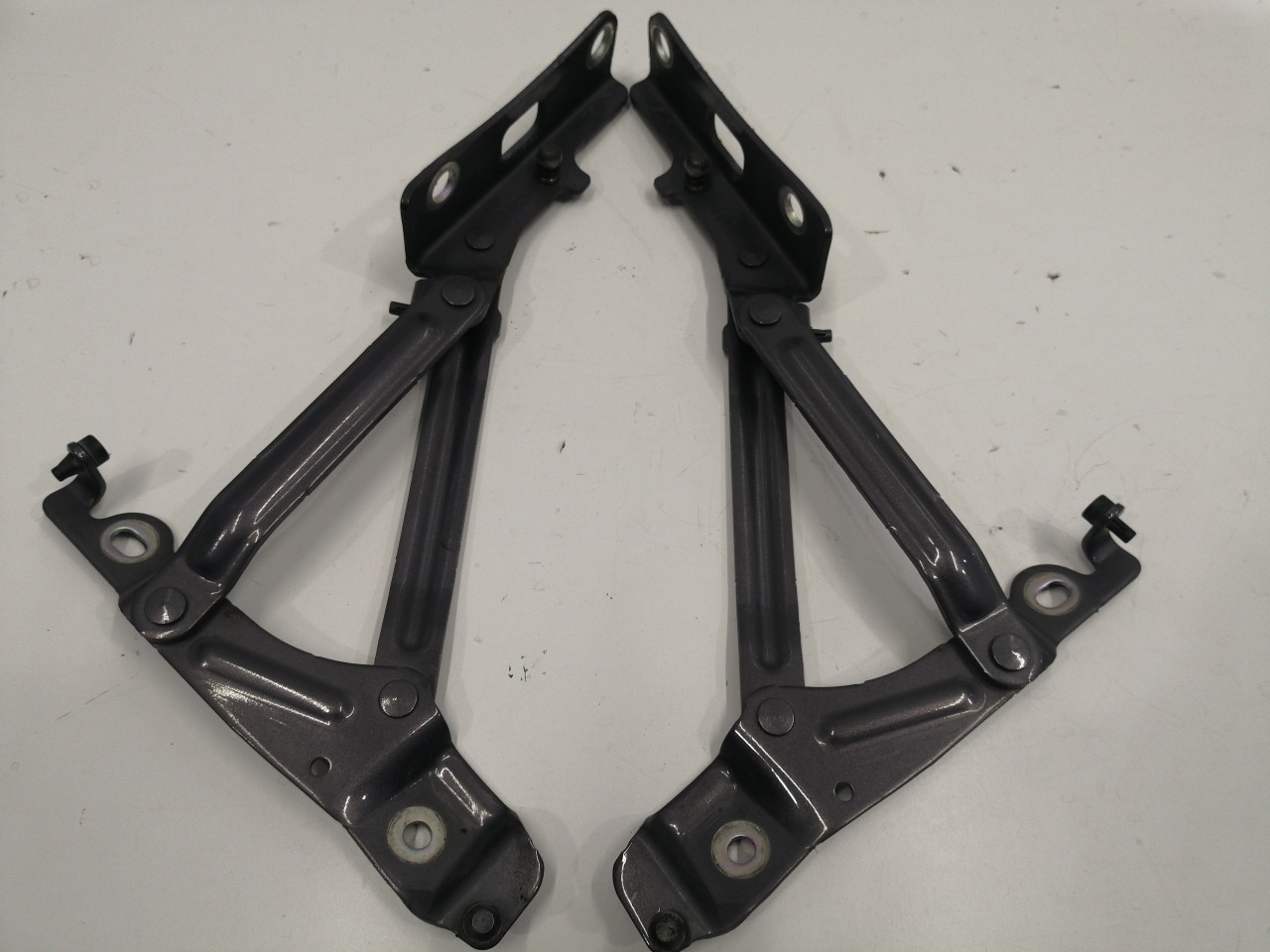 Петли багажника, 2400 рублей, Красноярск