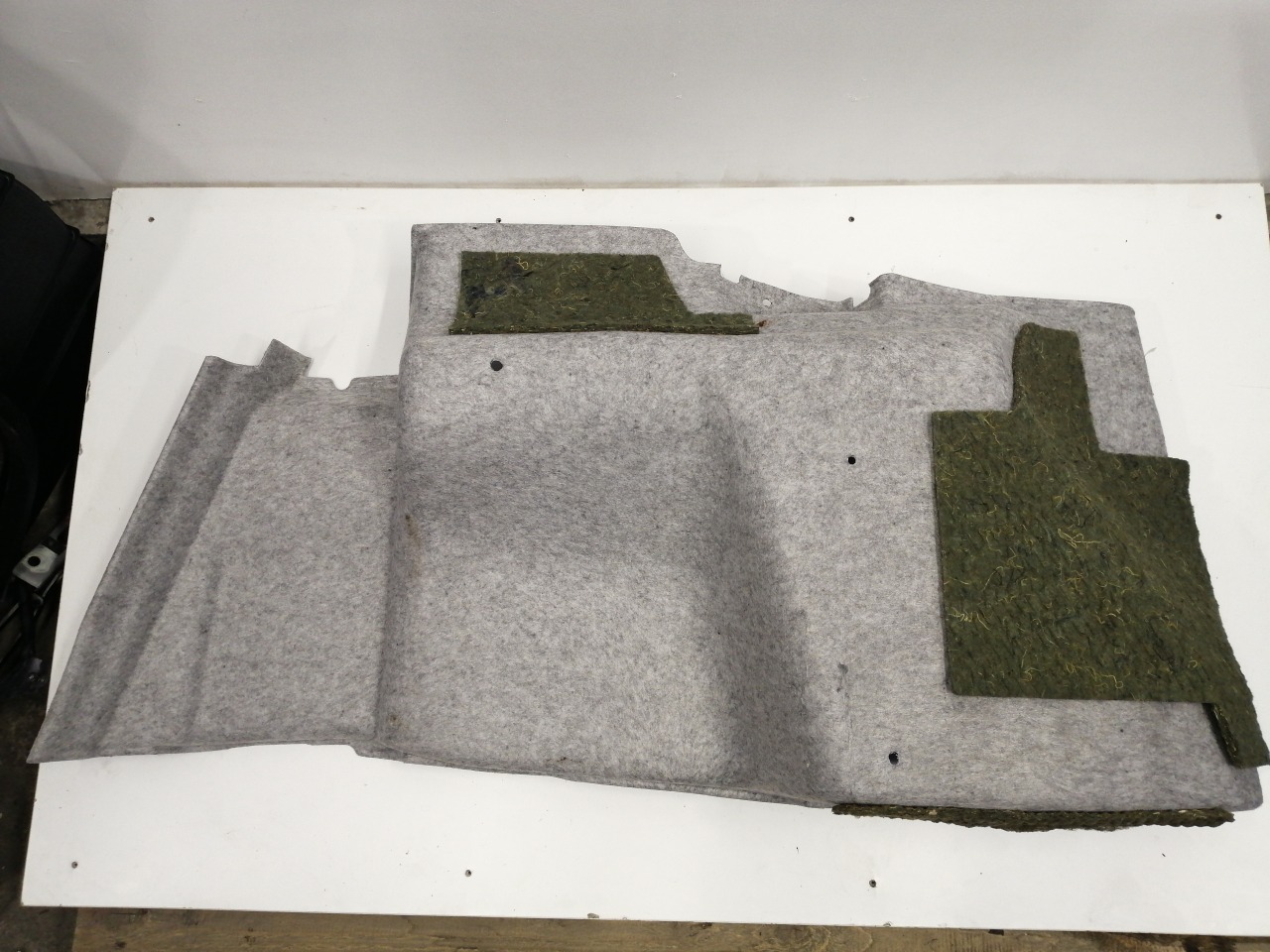 Обшивка багажника, 2200 рублей, Красноярск