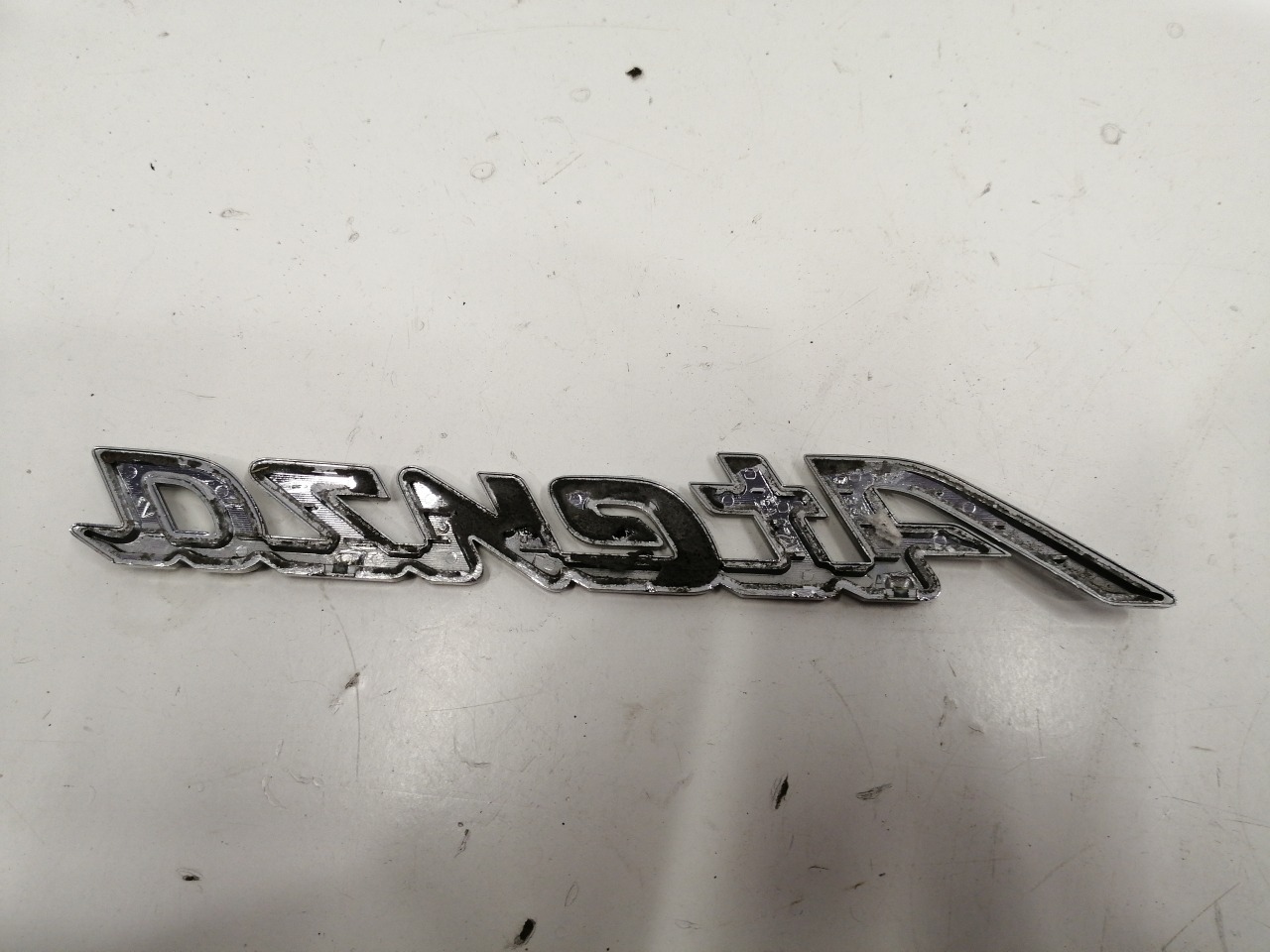 Эмблема, 600 рублей, Красноярск