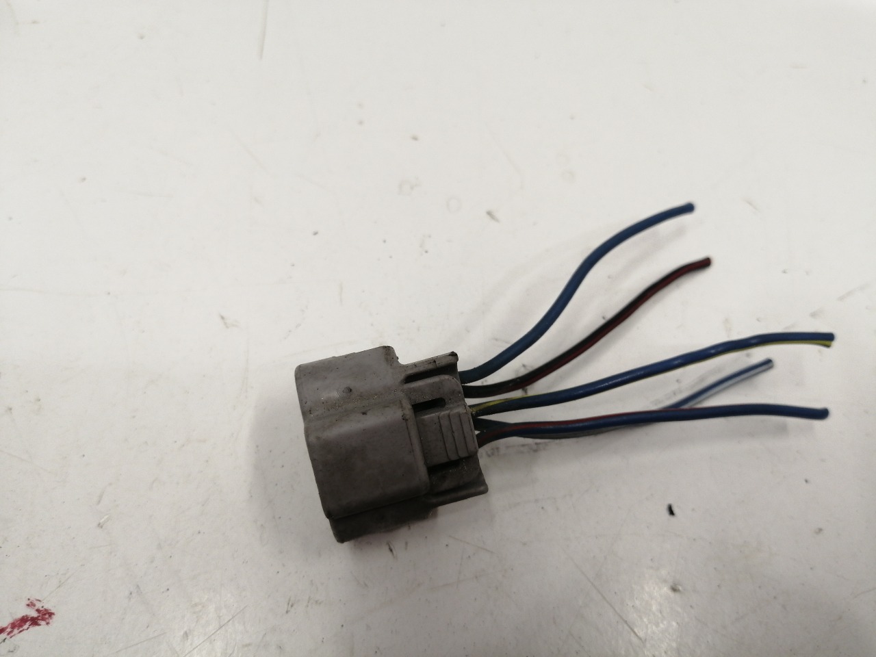 Разъем мотора стеклоочистителя, 500 рублей, Красноярск