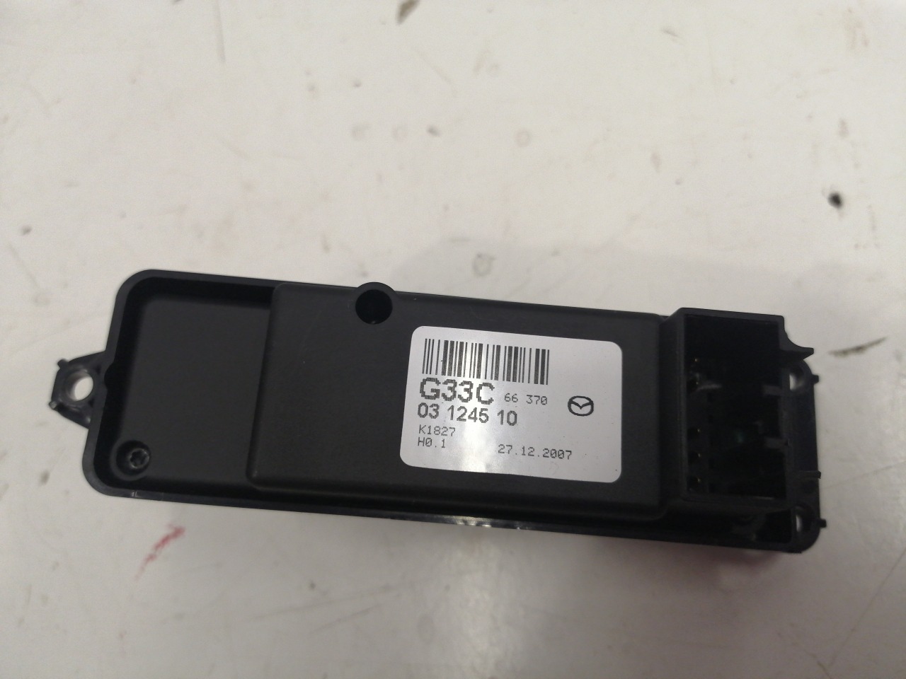 Кнопка стеклоподъемника, 1000 рублей, Красноярск