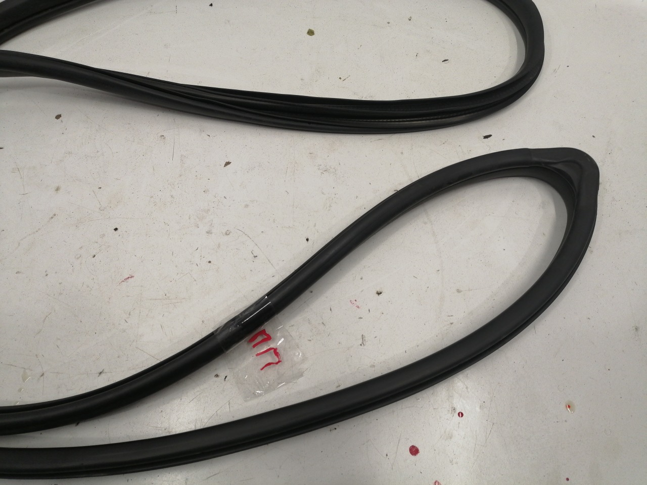 Уплотнитель двери, 1200 рублей, Красноярск