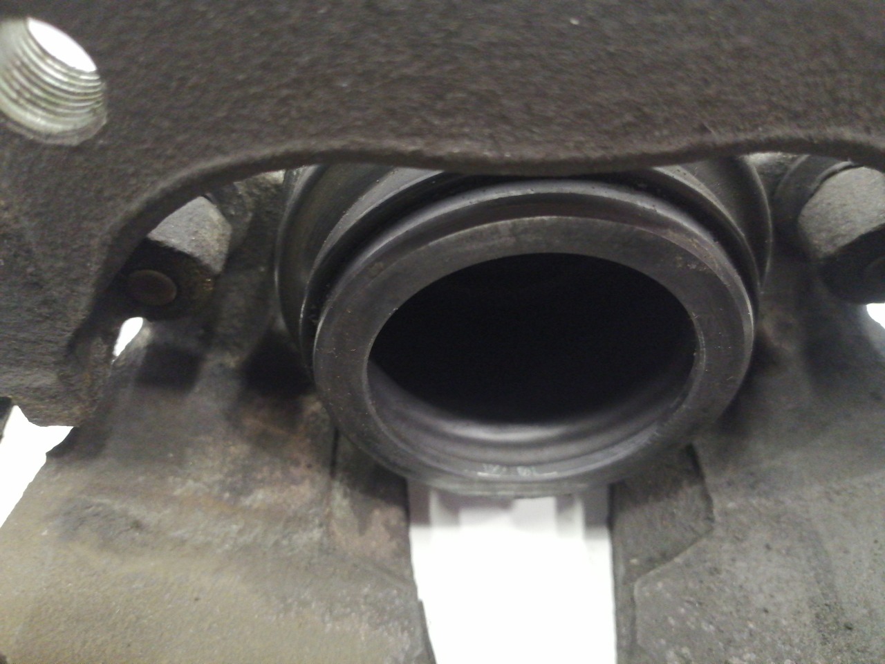 Суппорт тормозной, 1800 рублей, Красноярск