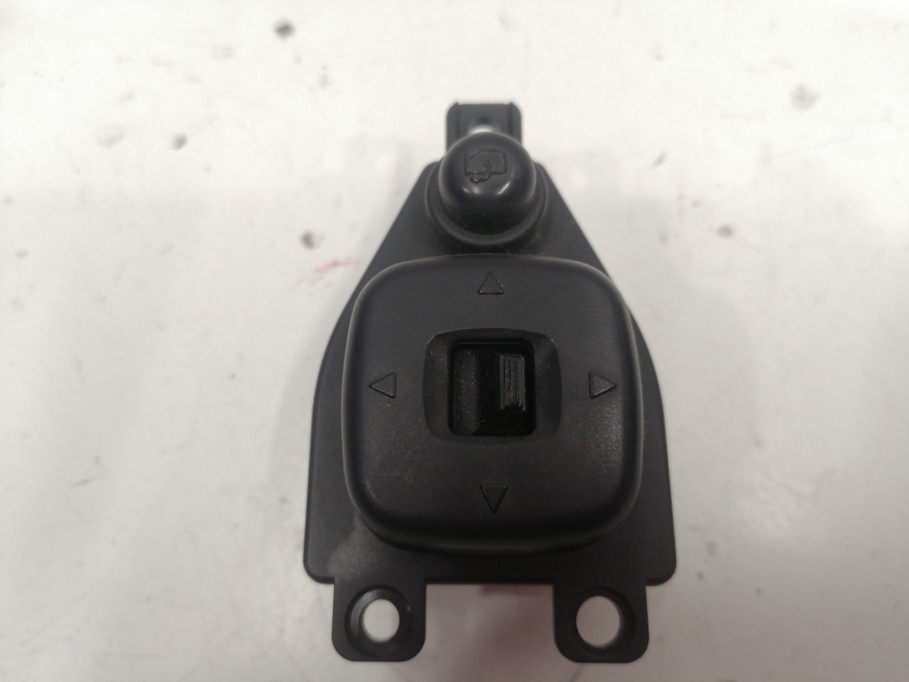 Кнопка регулировки зеркал, 1200 рублей, Красноярск