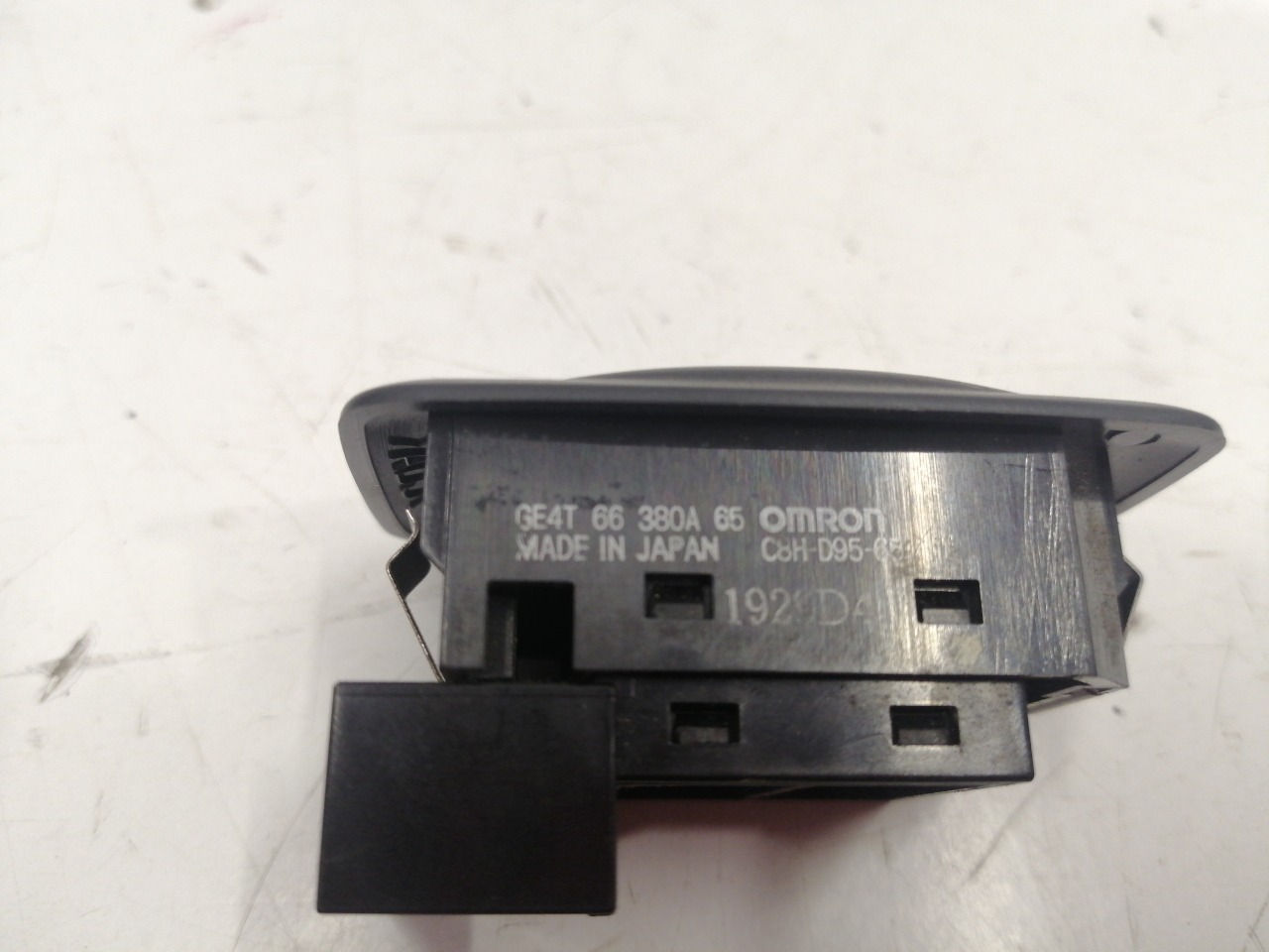 Кнопка стеклоподъемника, 900 рублей, Красноярск