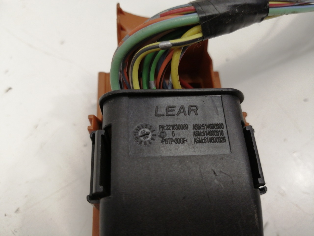 Разъем салонного блока предохранителя, 900 рублей, Красноярск