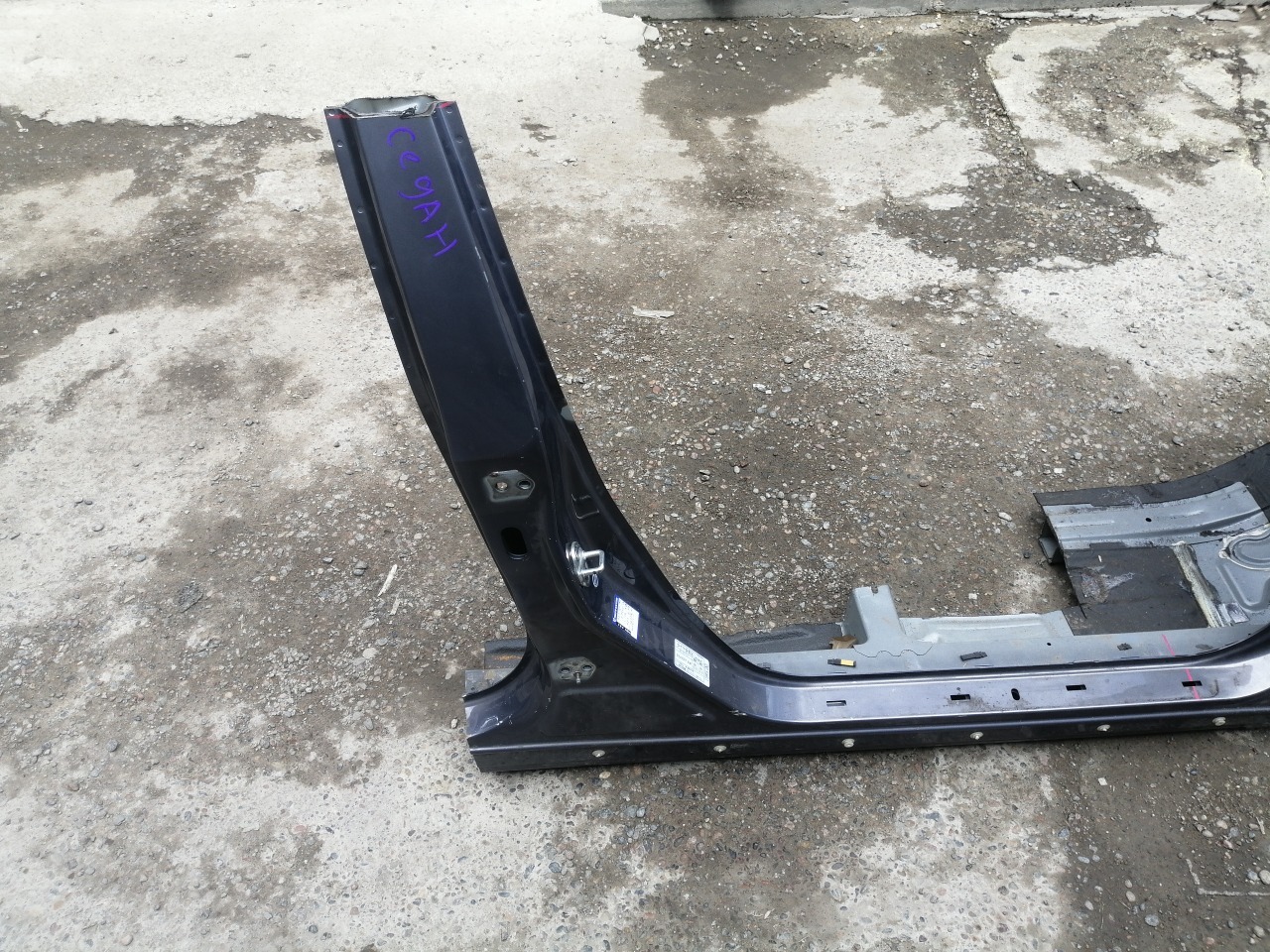 Центральная стойка кузова, 4200 рублей, Красноярск