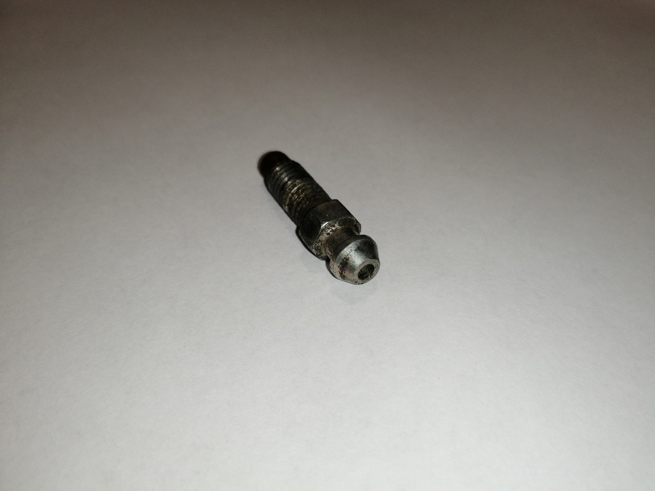 Штуцер прокачки тормозного суппорта, 400 рублей, Красноярск