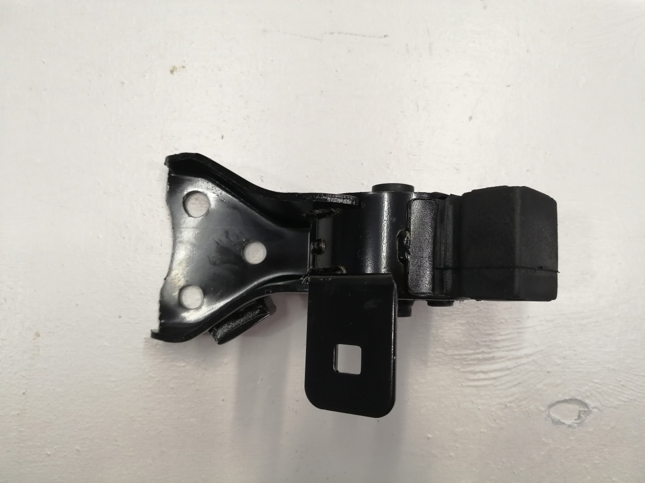 Опора двигателя, 2500 рублей, Красноярск