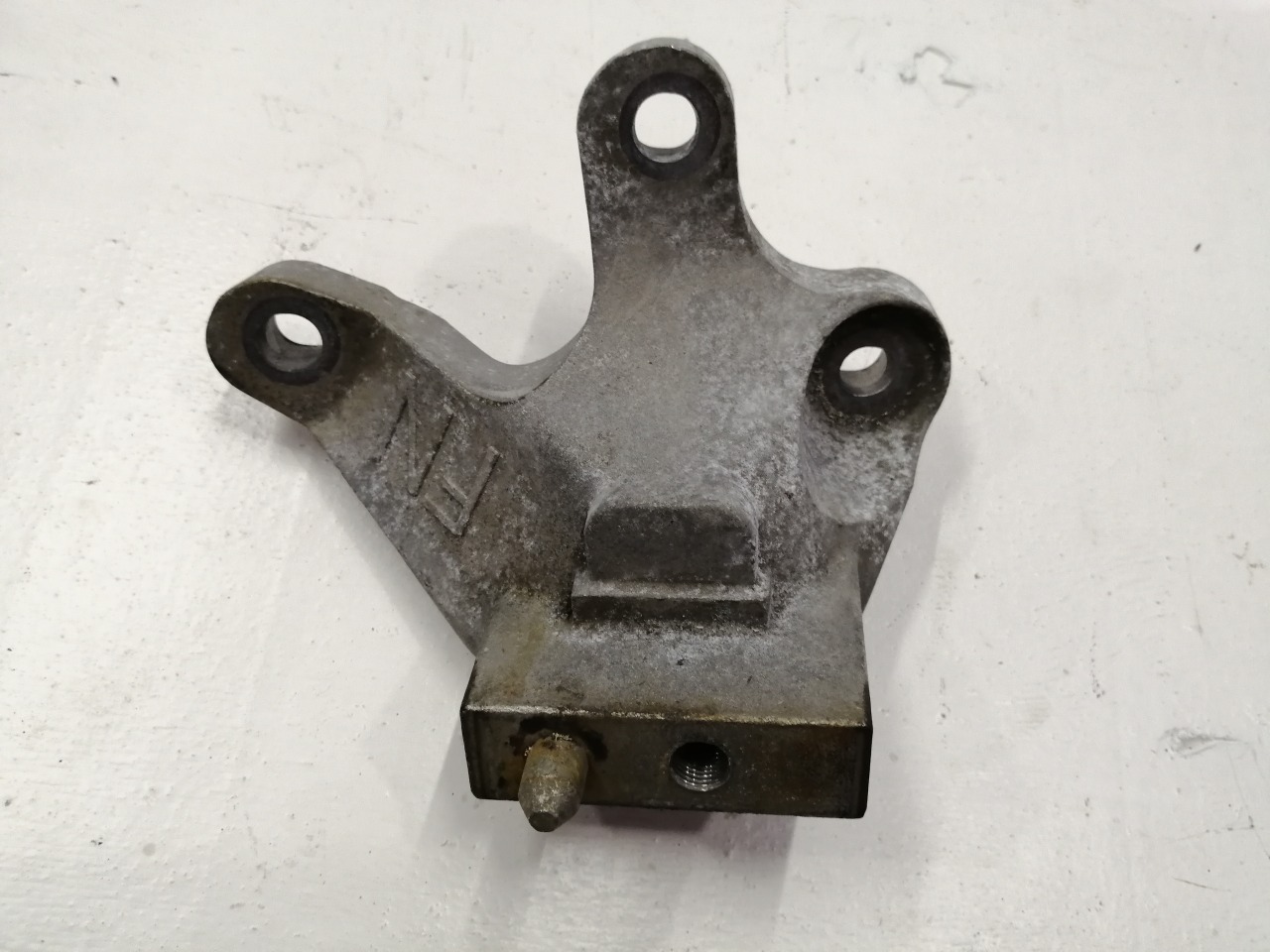 Кронштейн акпп, 2300 рублей, Красноярск