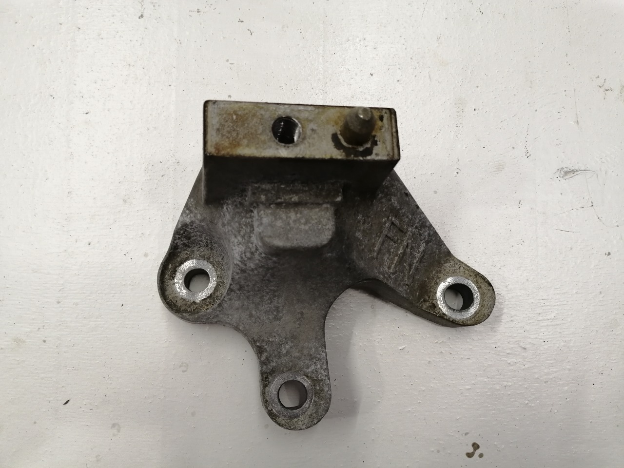 Кронштейн акпп, 2300 рублей, Красноярск