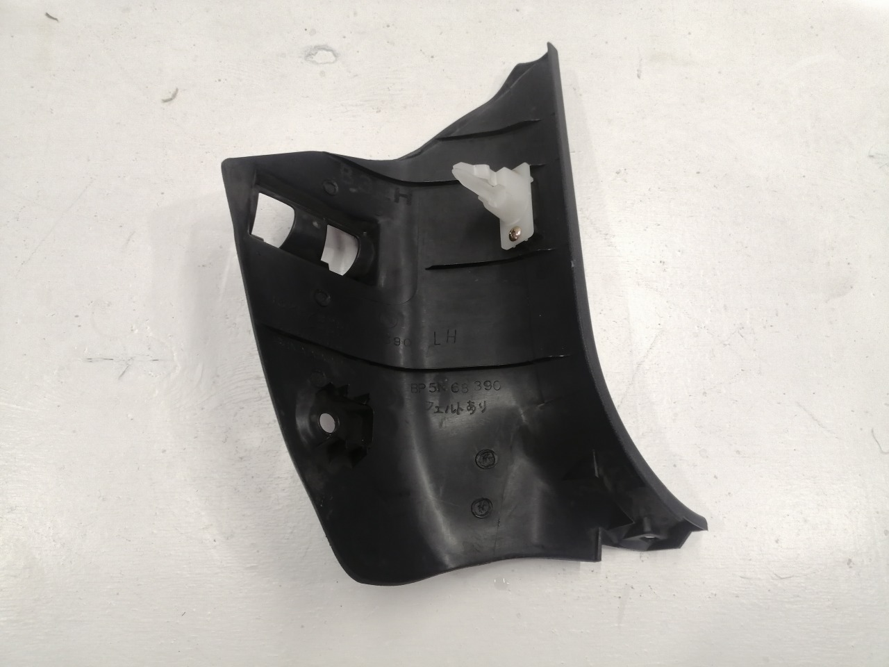 Накладка передней стойки, 500 рублей, Красноярск