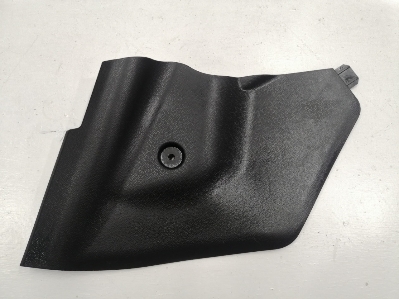 Накладка передней стойки, 500 рублей, Красноярск