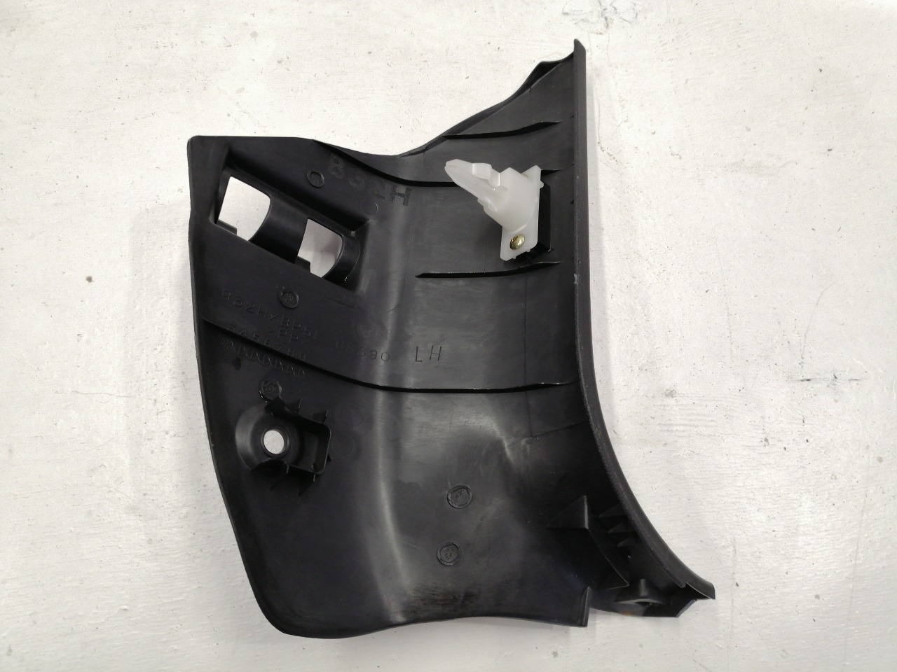 Накладка передней стойки, 500 рублей, Красноярск