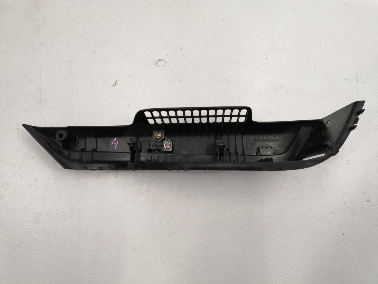 Накладка багажника, 1000 рублей, Красноярск