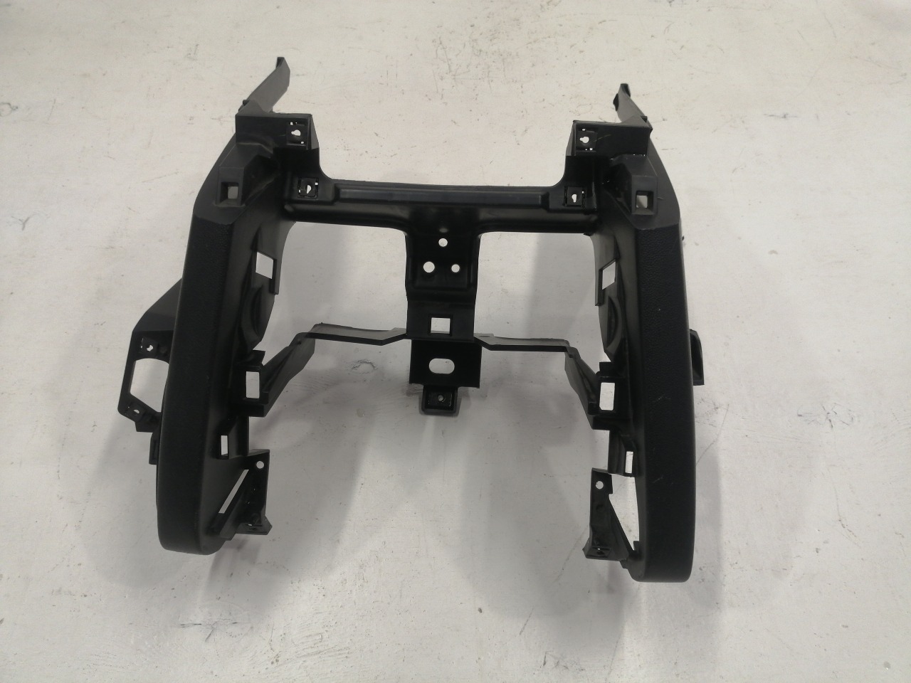 Накладка центральной консоли, 1000 рублей, Красноярск