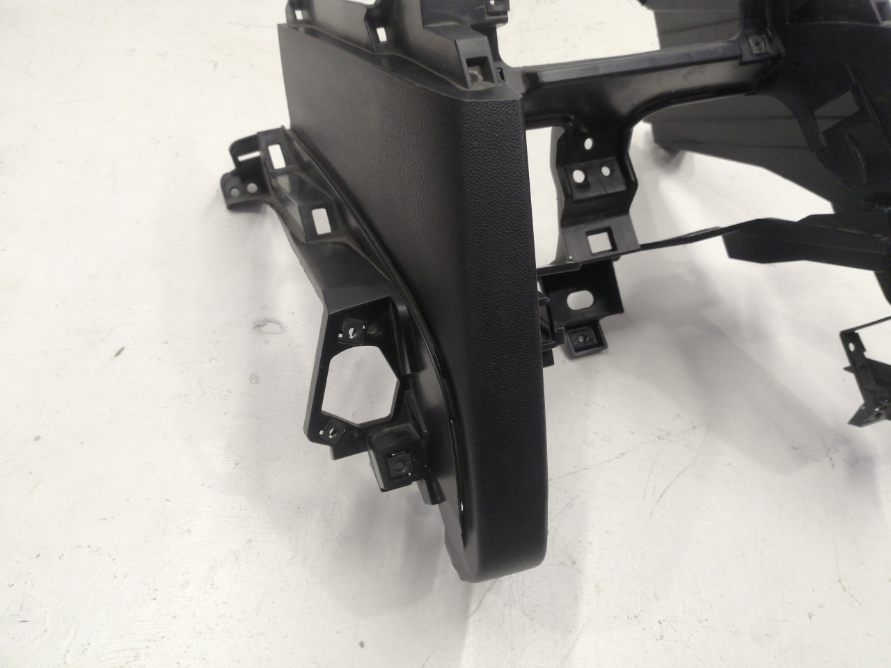 Накладка центральной консоли, 1000 рублей, Красноярск