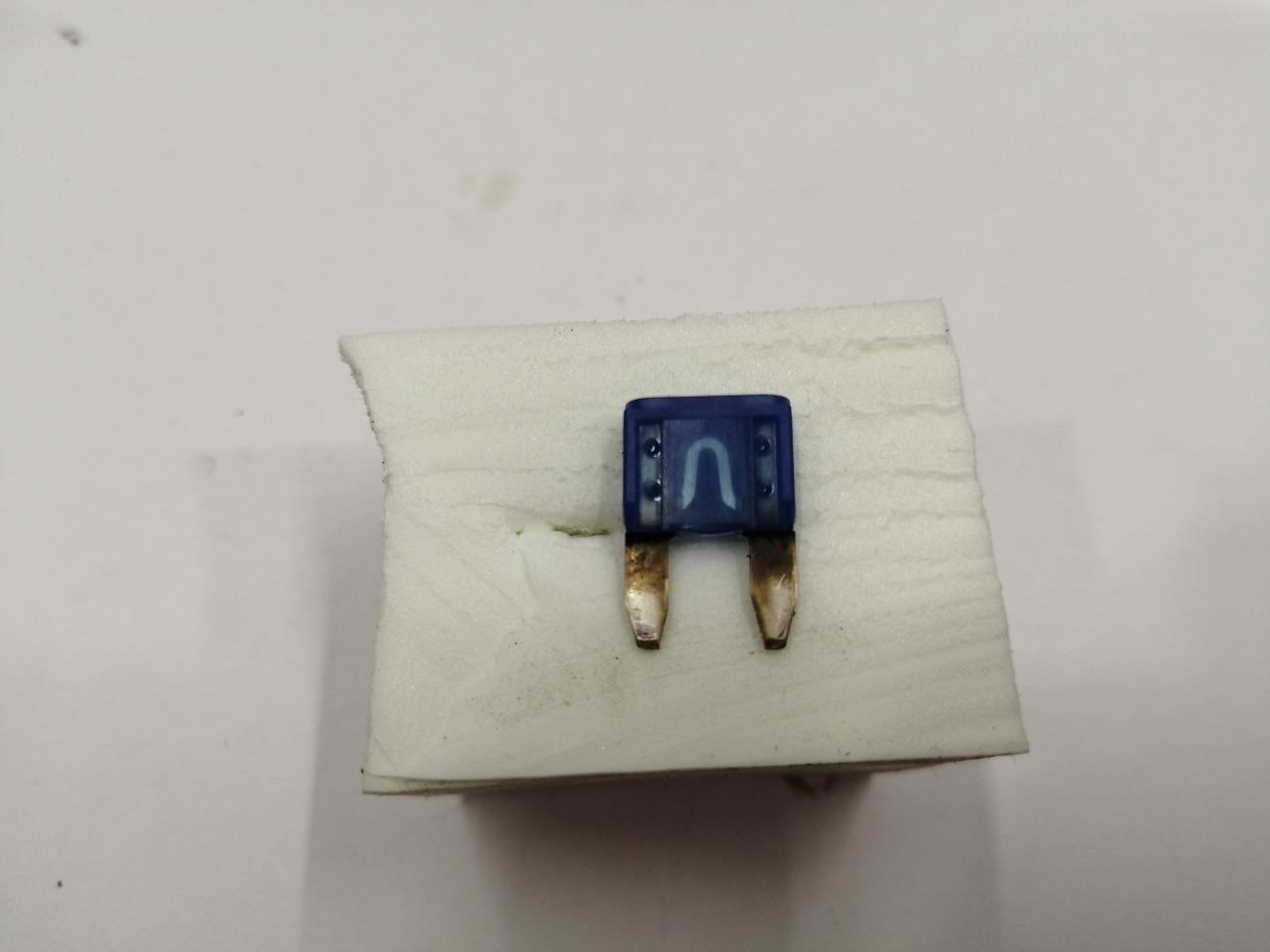 предохранитель, 100 рублей, Красноярск