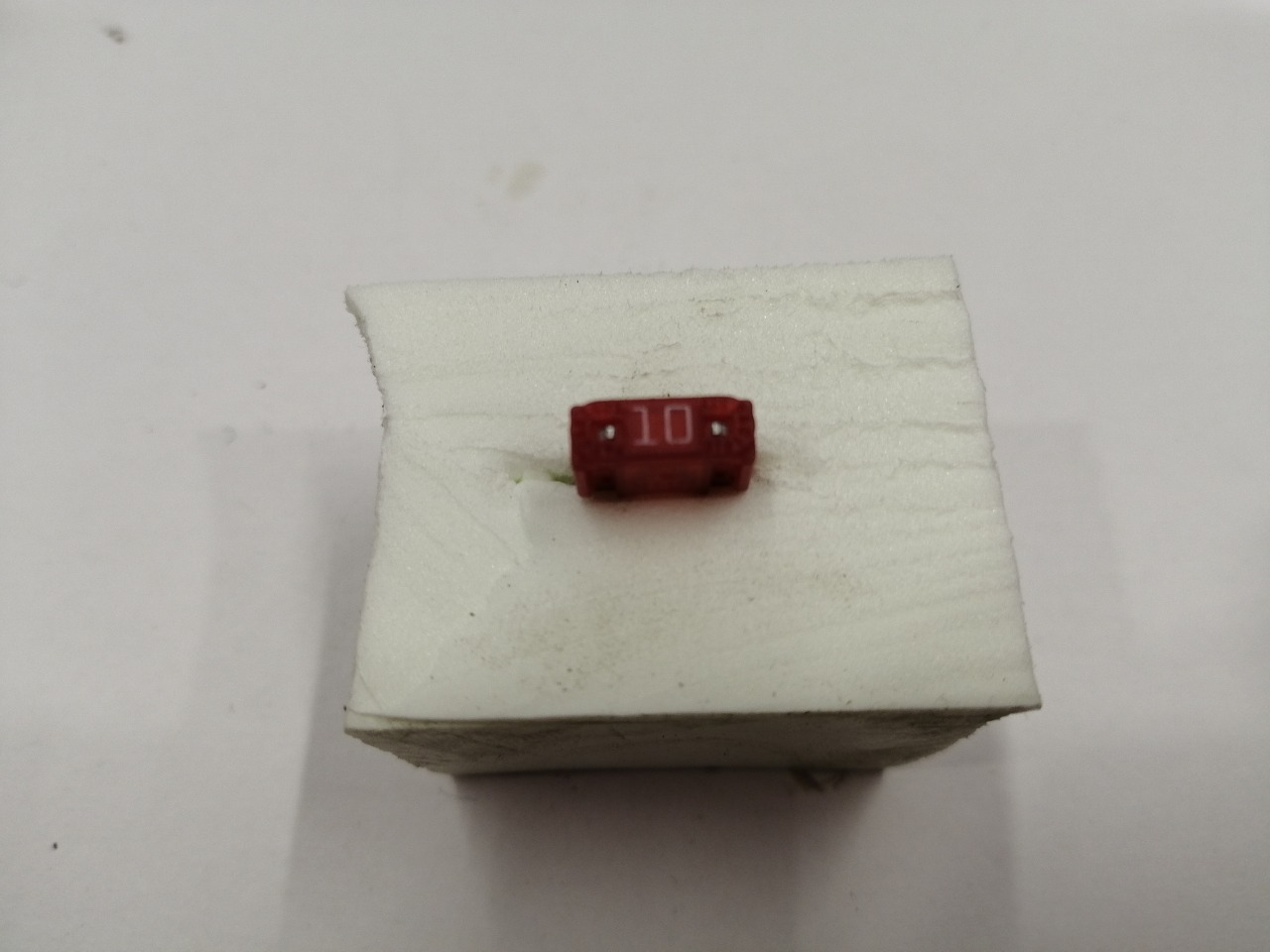 предохранитель, 100 рублей, Красноярск