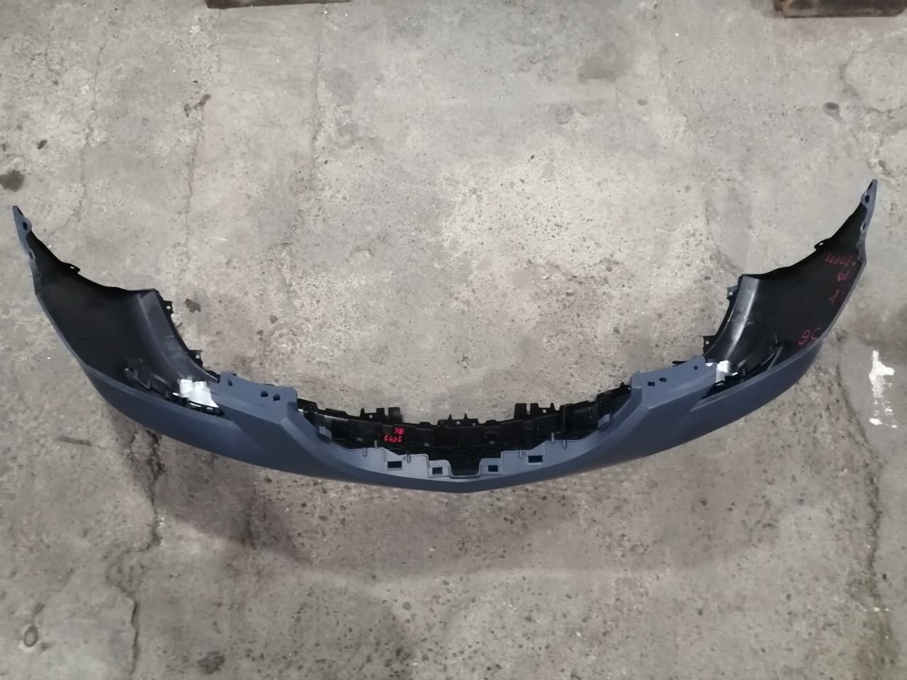 Бампер, 24200 рублей, Красноярск