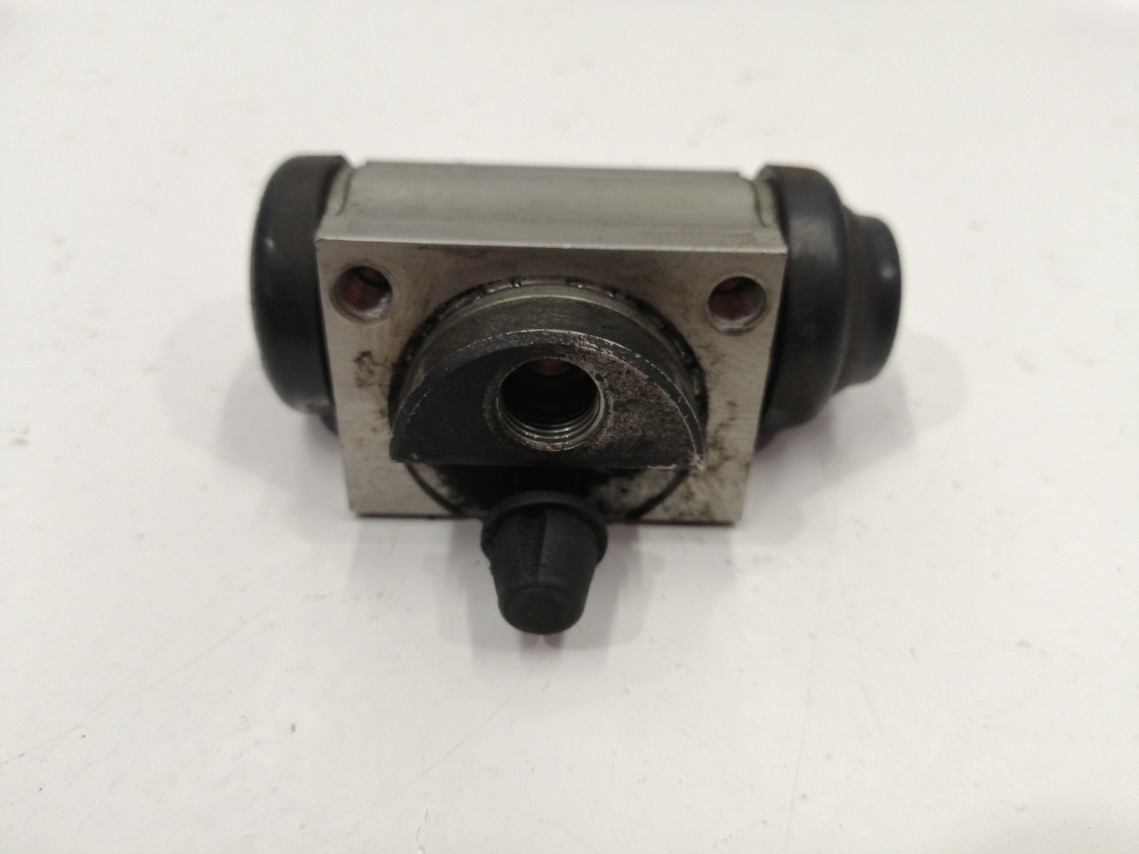 Рабочий тормозной цилиндр, 1800 рублей, Красноярск