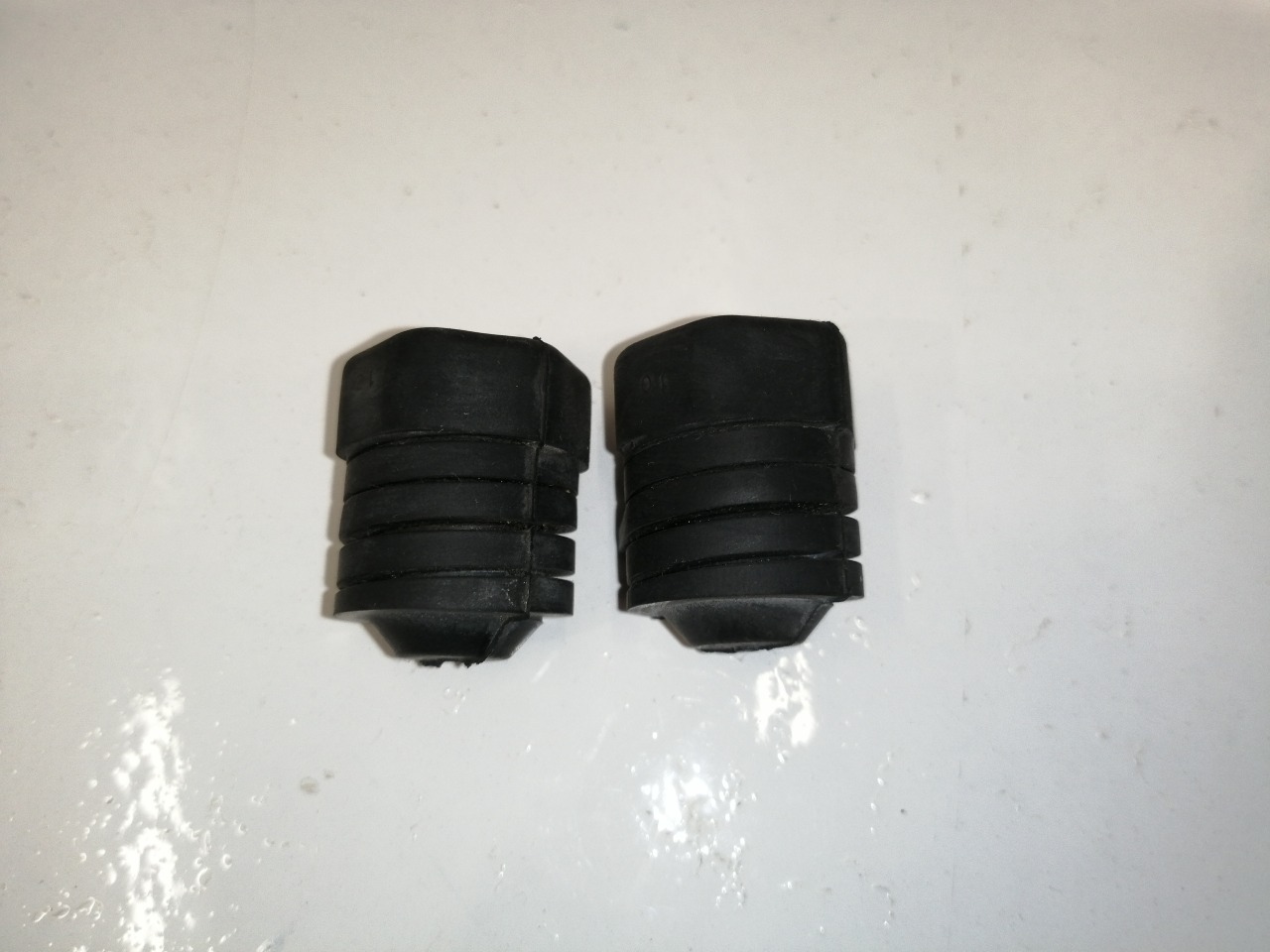 Отбойник капота, 1000 рублей, Красноярск