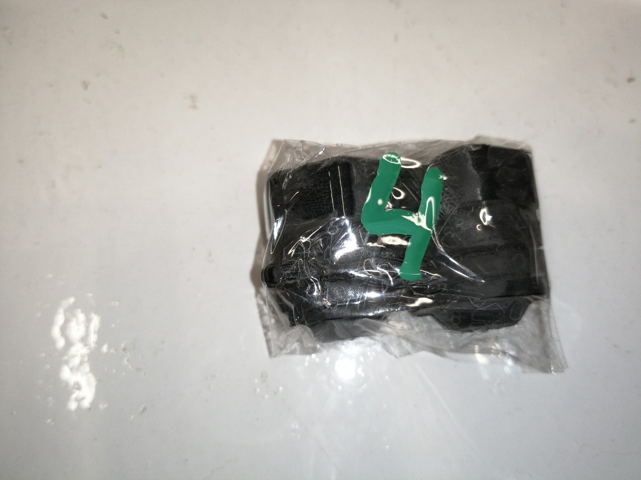 Отбойник капота, 1000 рублей, Красноярск