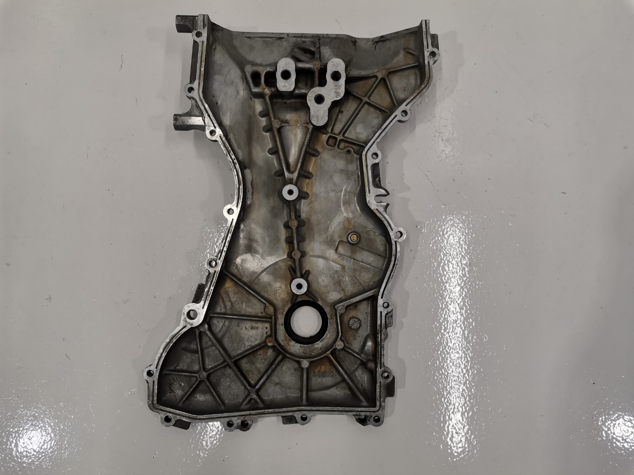 Крышка двигателя, 3600 рублей, Красноярск