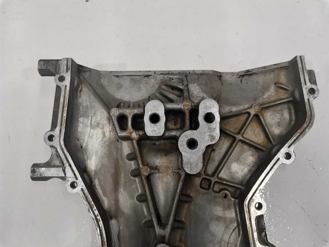 Крышка двигателя, 3600 рублей, Красноярск