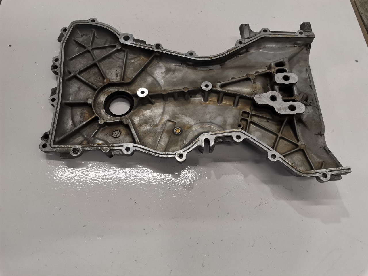 Крышка двигателя, 3600 рублей, Красноярск