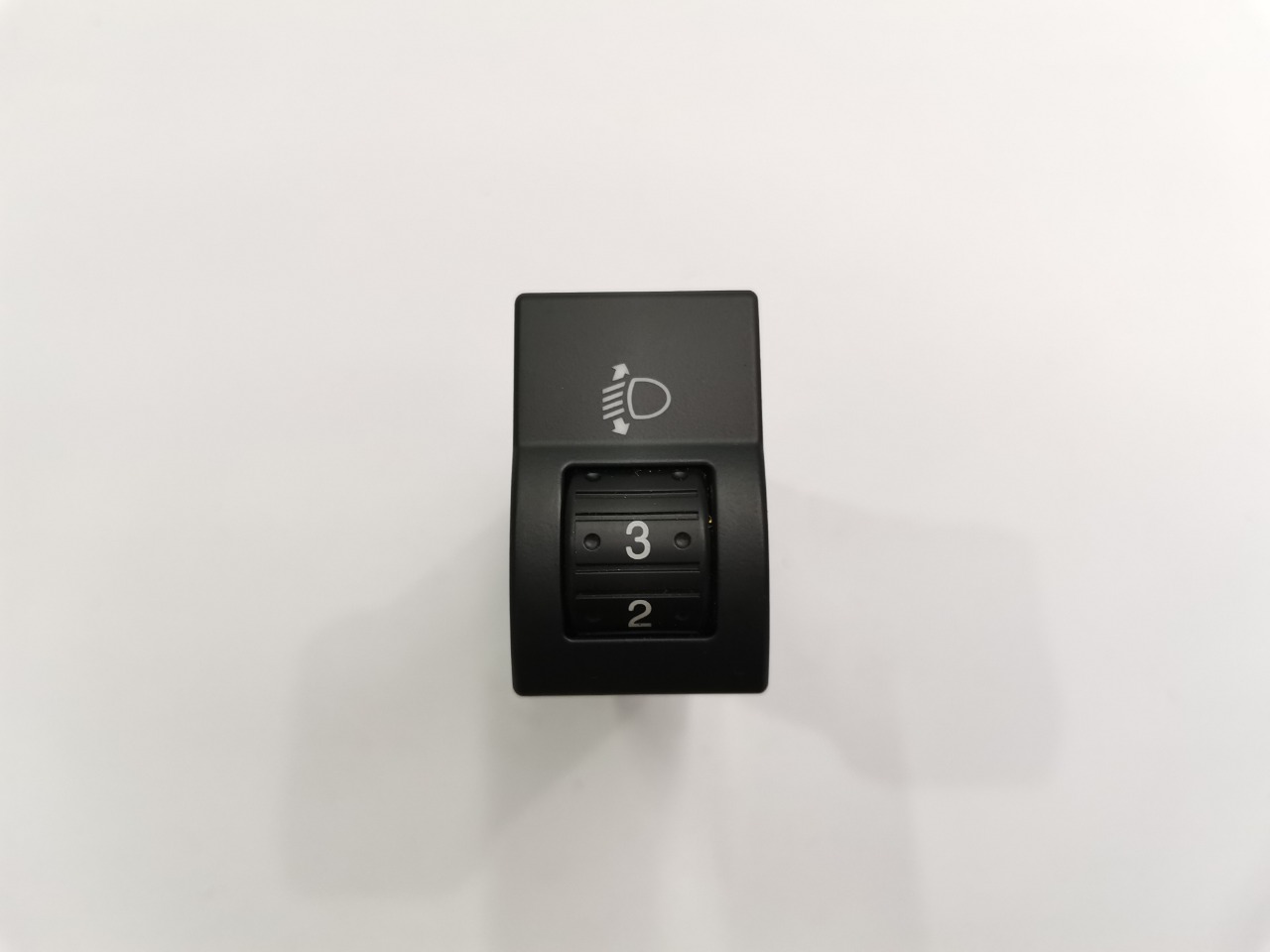 Кнопка корректора фар, 600 рублей, Красноярск