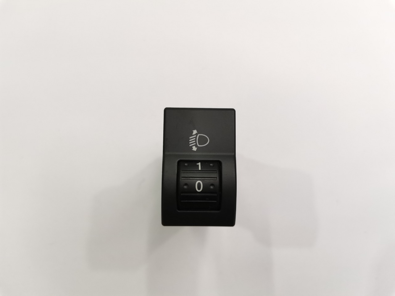 Кнопка корректора фар, 600 рублей, Красноярск