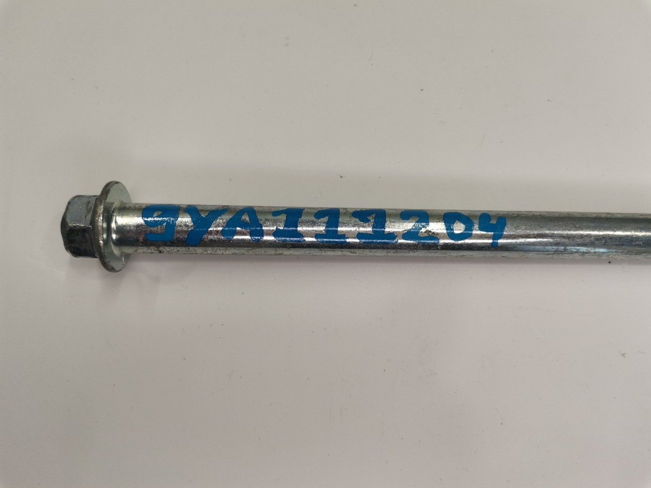 Болт подвески, 1500 рублей, Красноярск