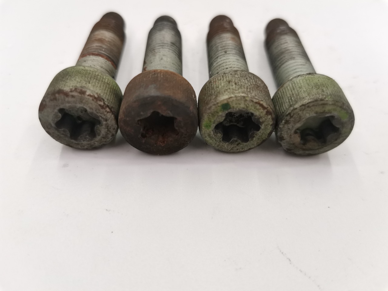 Болты ступицы, 1000 рублей, Красноярск