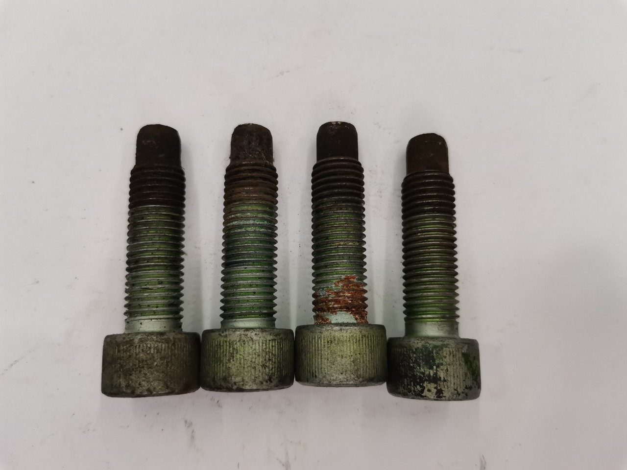 Болты ступицы, 1000 рублей, Красноярск