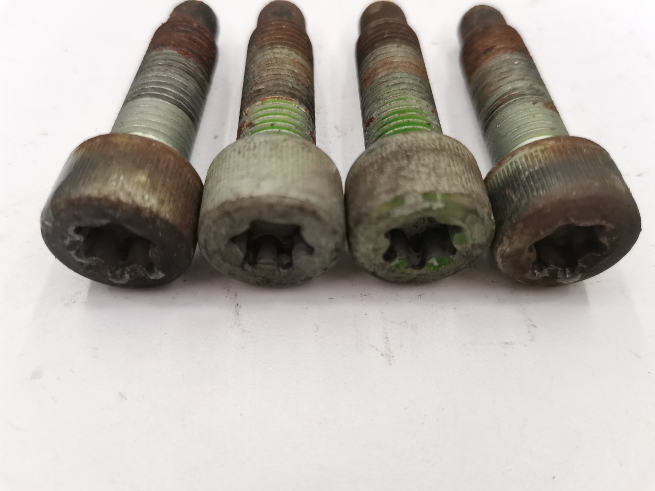 Болты ступицы, 1000 рублей, Красноярск