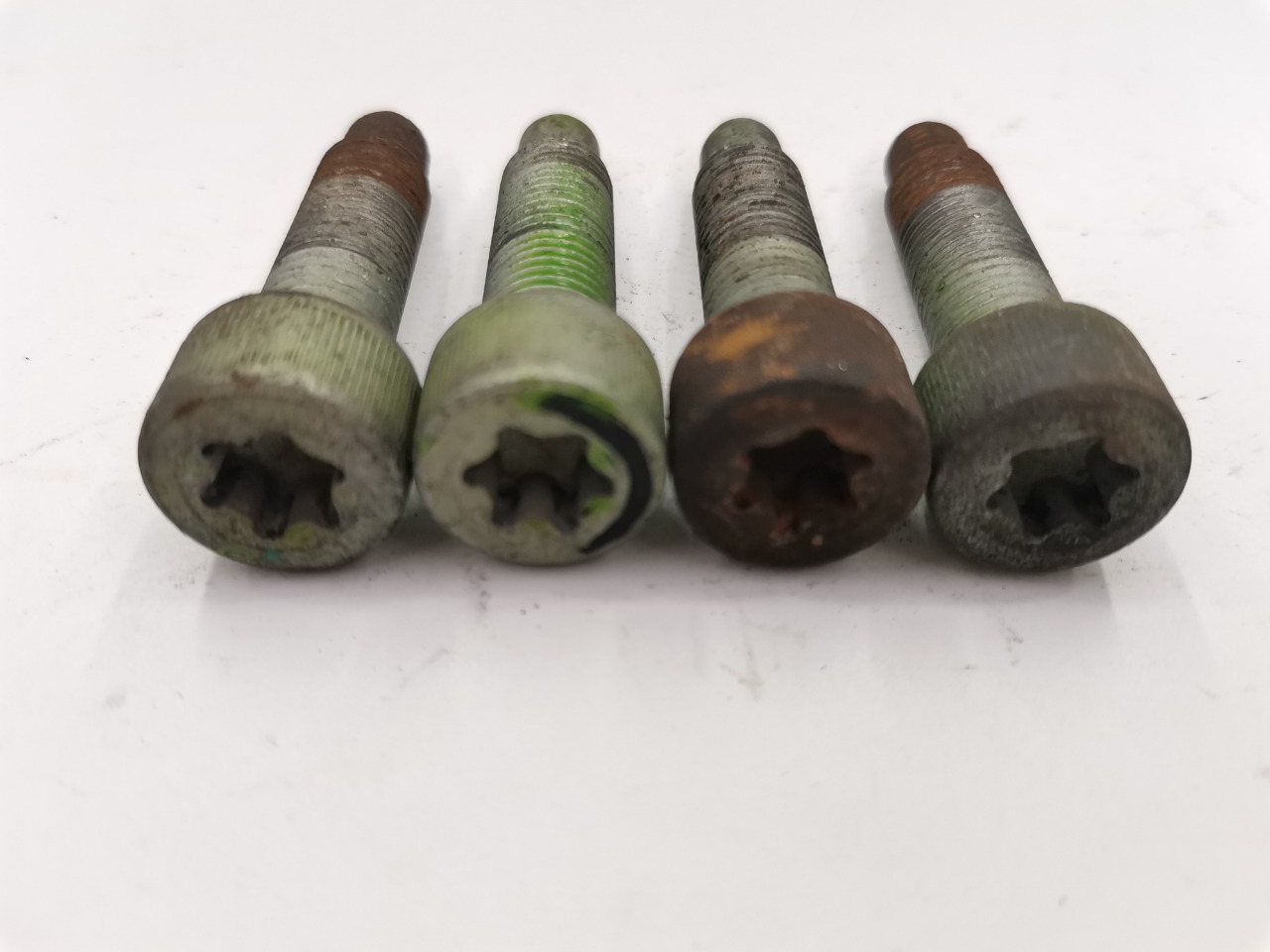 Болты ступицы, 1000 рублей, Красноярск