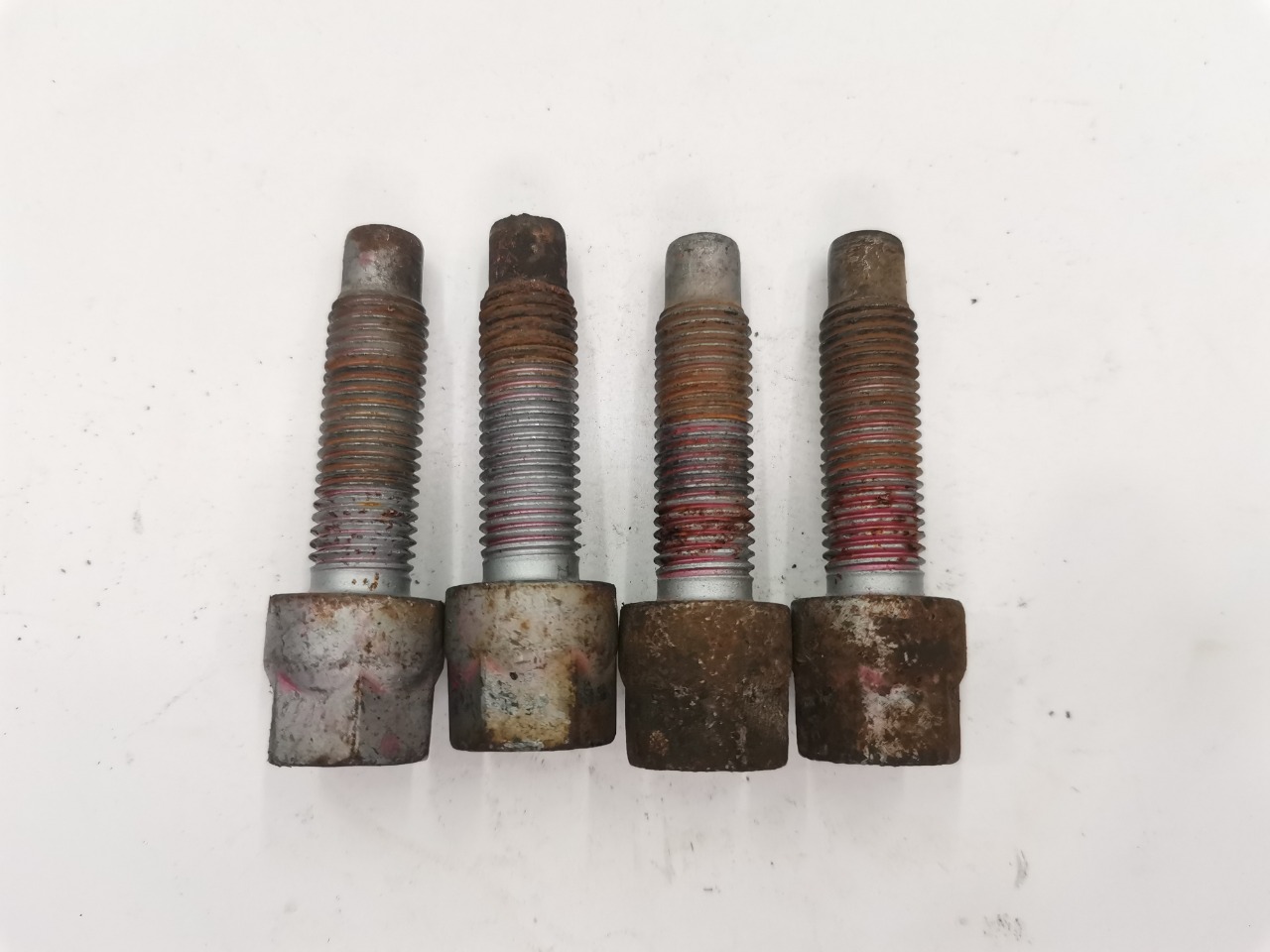 Болты ступицы, 1000 рублей, Красноярск