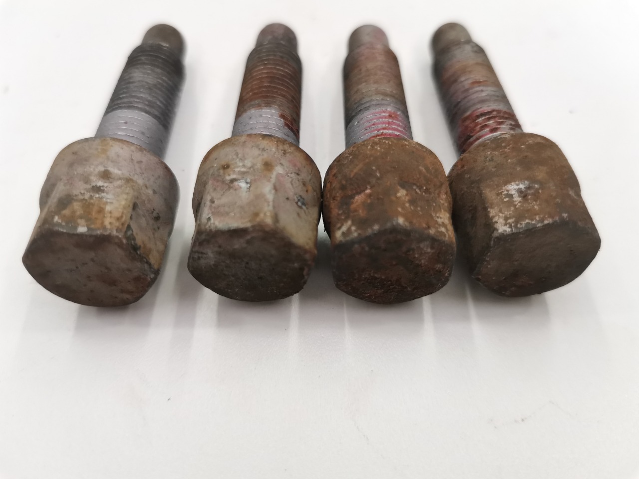 Болты ступицы, 1000 рублей, Красноярск