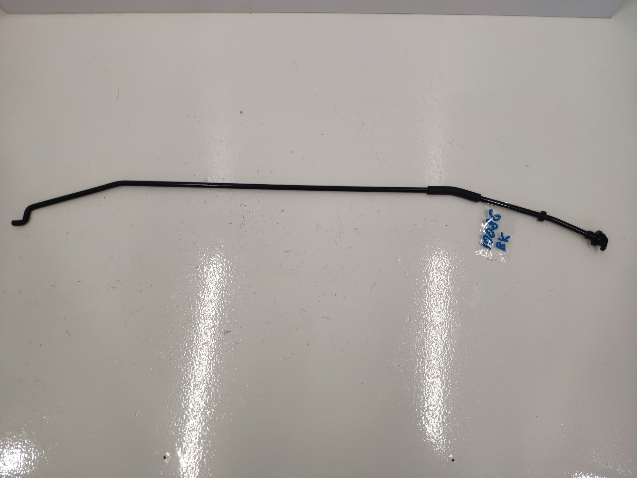 Упор капота, 600 рублей, Красноярск