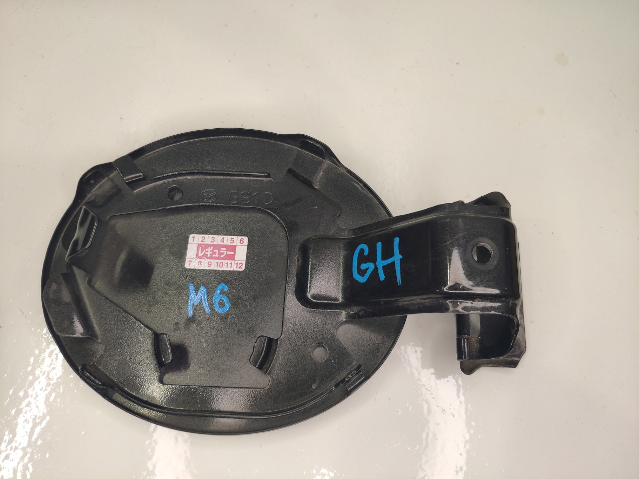 Лючок бензобака, 1200 рублей, Красноярск